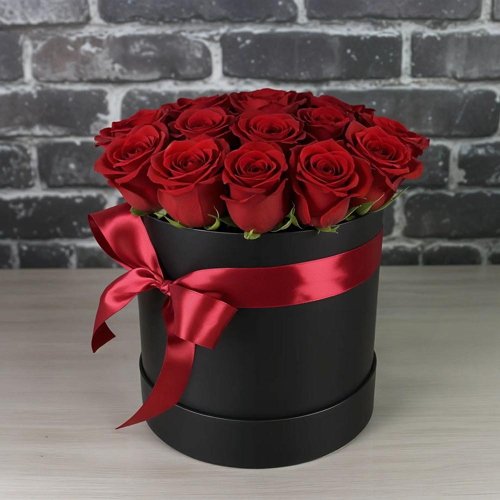 Композиция исключительность в Джанкое Цветочная композиция из Розы в шляпной коробке в Джанкое